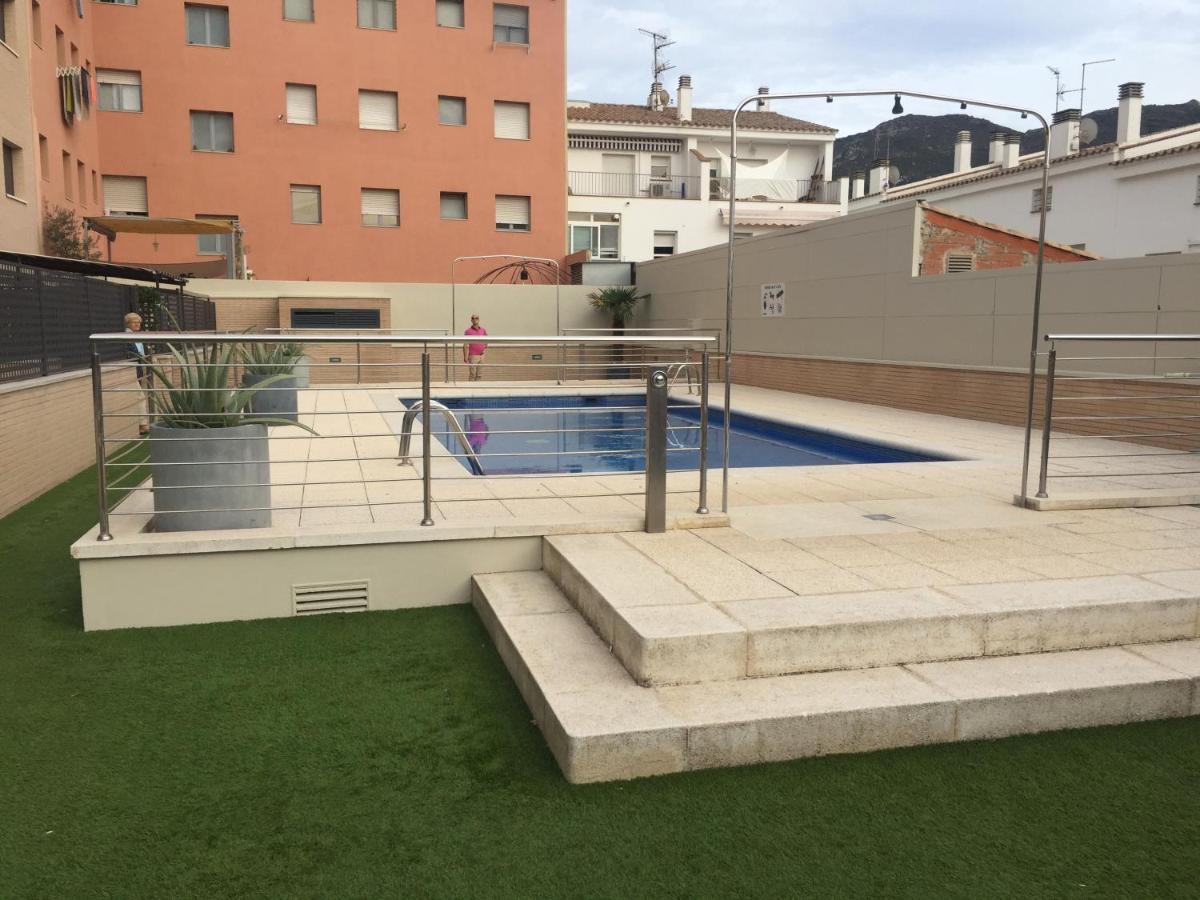 Appartement Standing 58M Plage A 3Mn En Voiture Roses Exterior photo