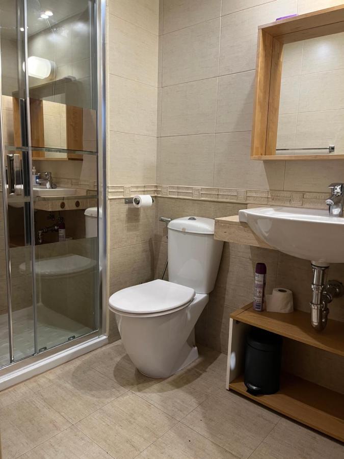 Appartement Standing 58M Plage A 3Mn En Voiture Roses Exterior photo